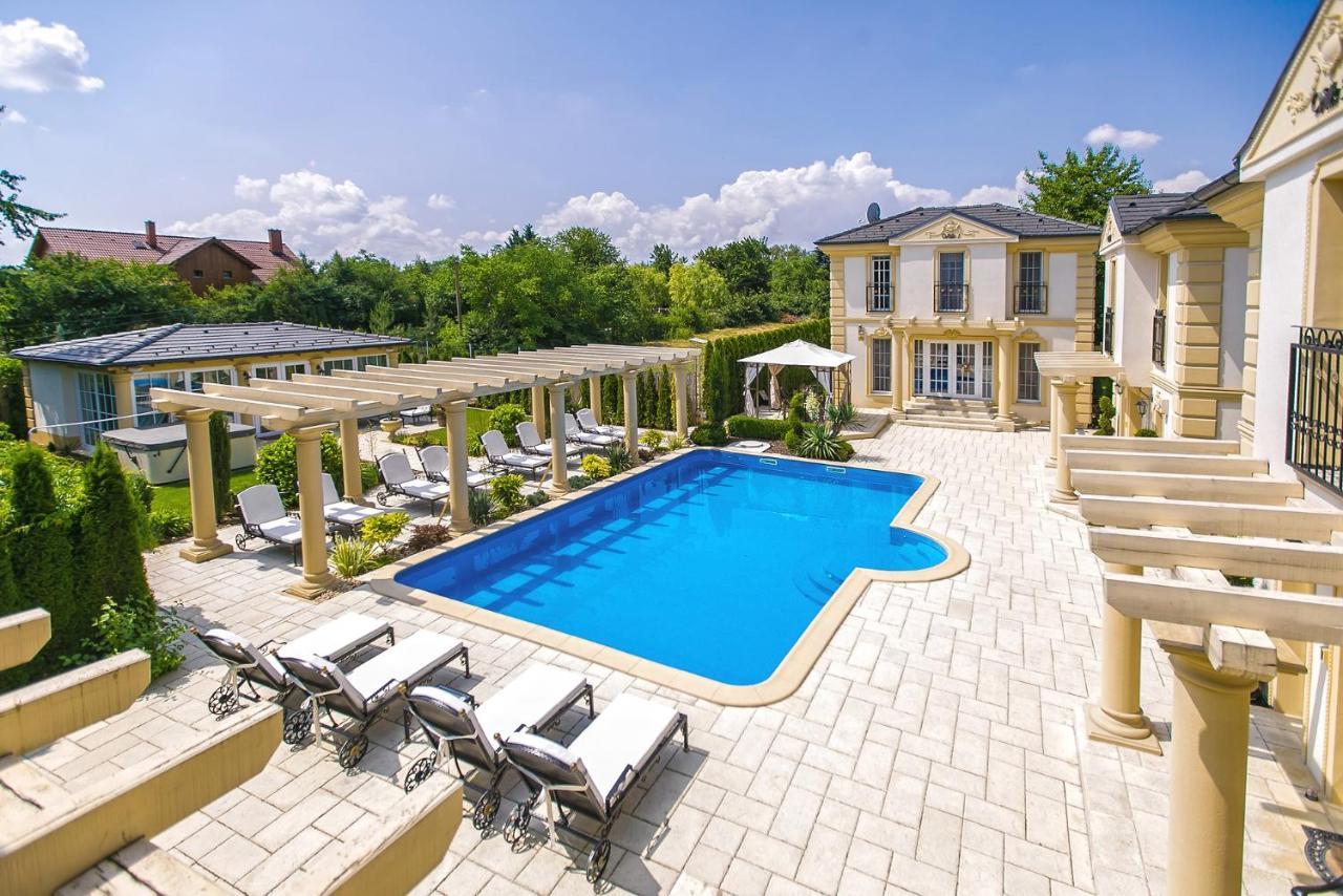 Luxury-Villas Sopron Exterior photo